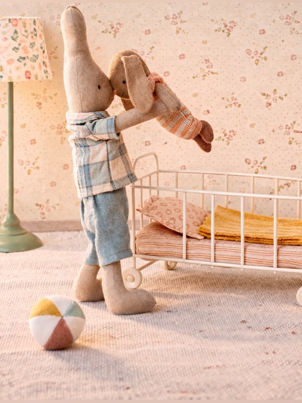 NWT Maileg Cot Bed Micro - Rose W/Yellow Blanket